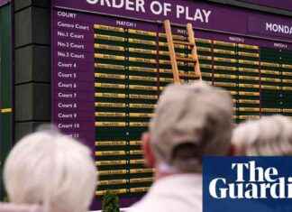 Exploring Wimbledon’s Traditional Manual Draw Boards and Shrinking Portions on the Hill news-08072024-162711
