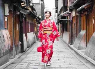 Kimonos Are the Ultimate Fashion Power Move—Here’s Why kimono, kimono dress, kimono robe, kimonos, japanese kimono, kimono party